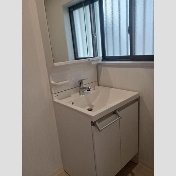 西今宿貸家の洗面所