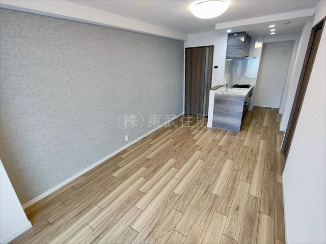 【居間・リビング】 | 鶴ヶ島駅通りダイカンプラザ | 明るいリビングダイニングです