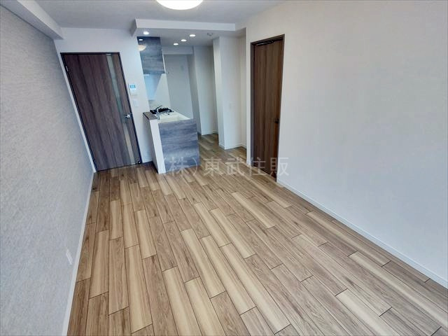 【居間・リビング】 | 鶴ヶ島駅通りダイカンプラザ | ご家族が集まるリビングは11.1帖の広さです