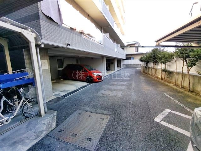 【駐車場】の画像
