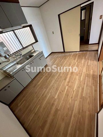 株元ハイツの居間・リビング