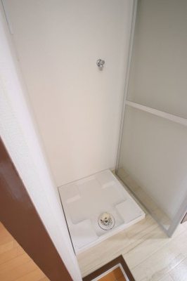 【設備】 | 狭山住宅5号棟 | 室内洗濯機置き場