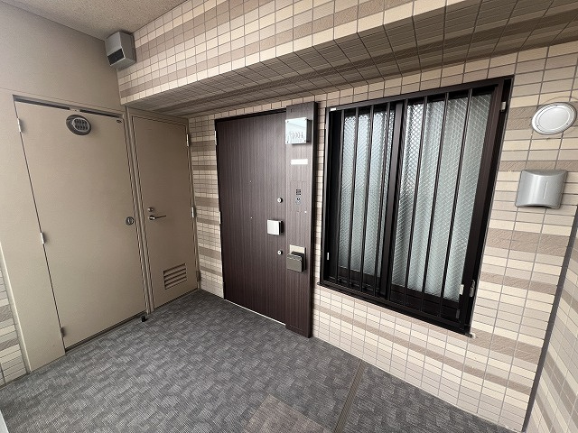 クレアホームズ高知駅前の玄関