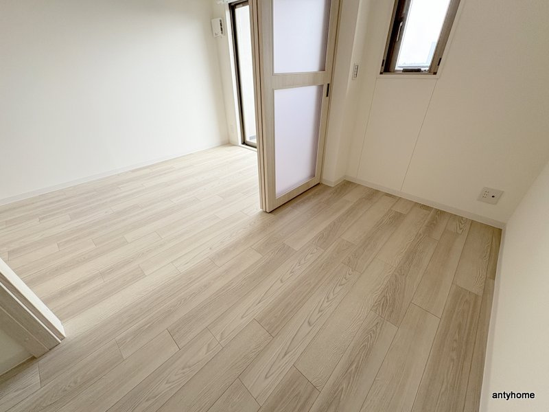 ワールドアイ大阪フェリーチェ　仲介手数料無料の寝室