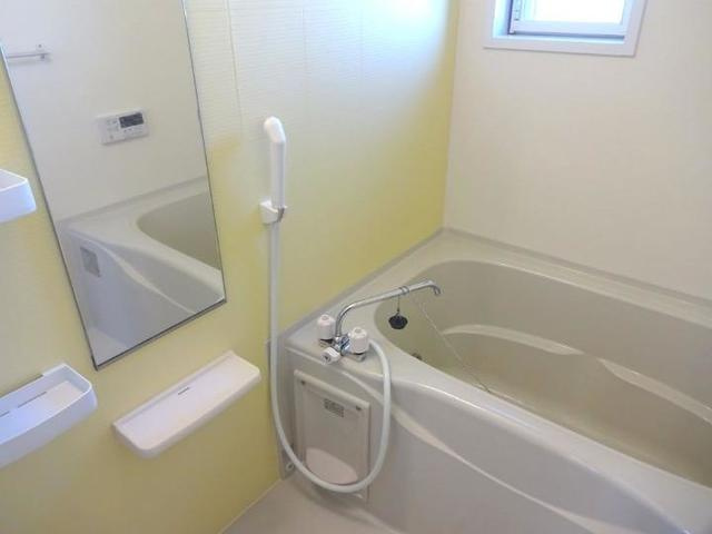 ラ・メゾン・リアンジュ　Ⅱの浴室|バス