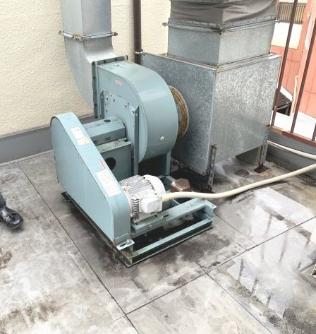 堺市堺区北瓦町1丁目　貸店舗のバルコニー