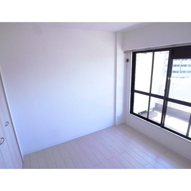 パークノヴァ夙川の洋室