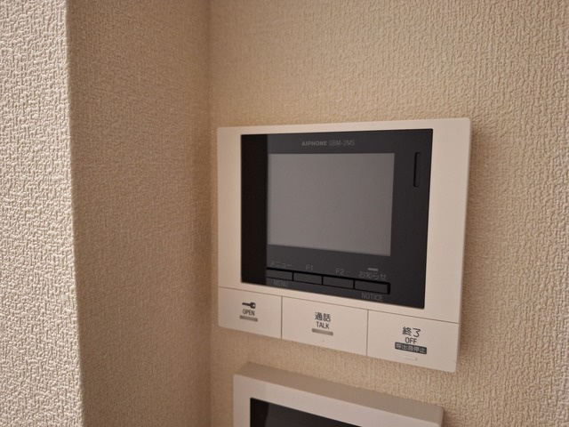 草　錦のセキュリティ|★モニター付きドアホン★
