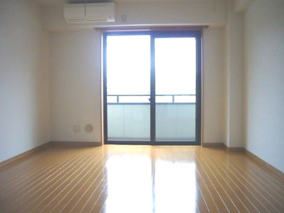 【バルコニー】 | ソレアード中青木 | ※別号室の参考写真です。