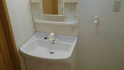 【洗面所】 | ソル・レヴェンテ | ゆったりとスペースのある洗面所