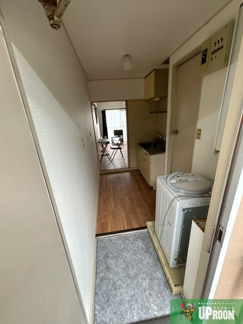 ガーデンハイツBの玄関