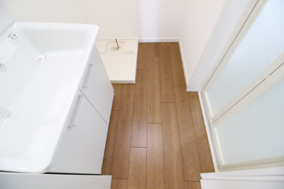 【洗面所】 | Asunto