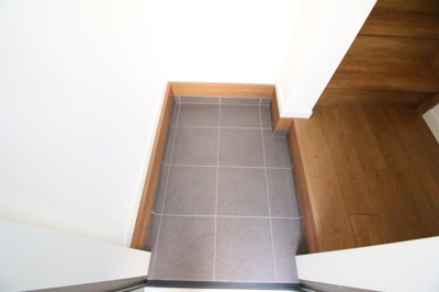 【玄関】 | Asunto