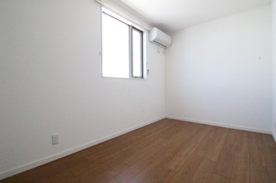 【寝室】 | Asunto