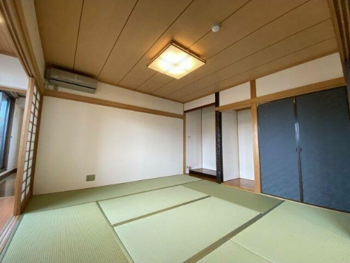 【寝室】la porte 