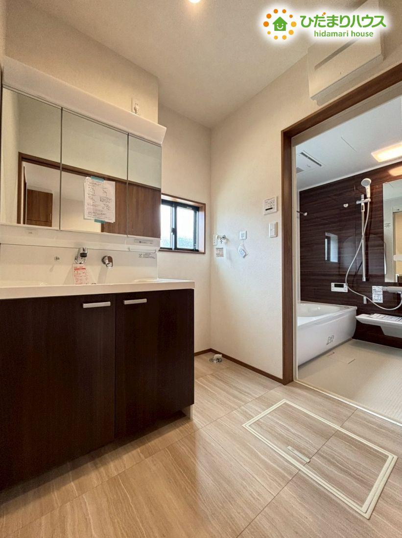 深谷市萱場　第10期　新築一戸建て　ワイウッドコート　02のランドリースペース