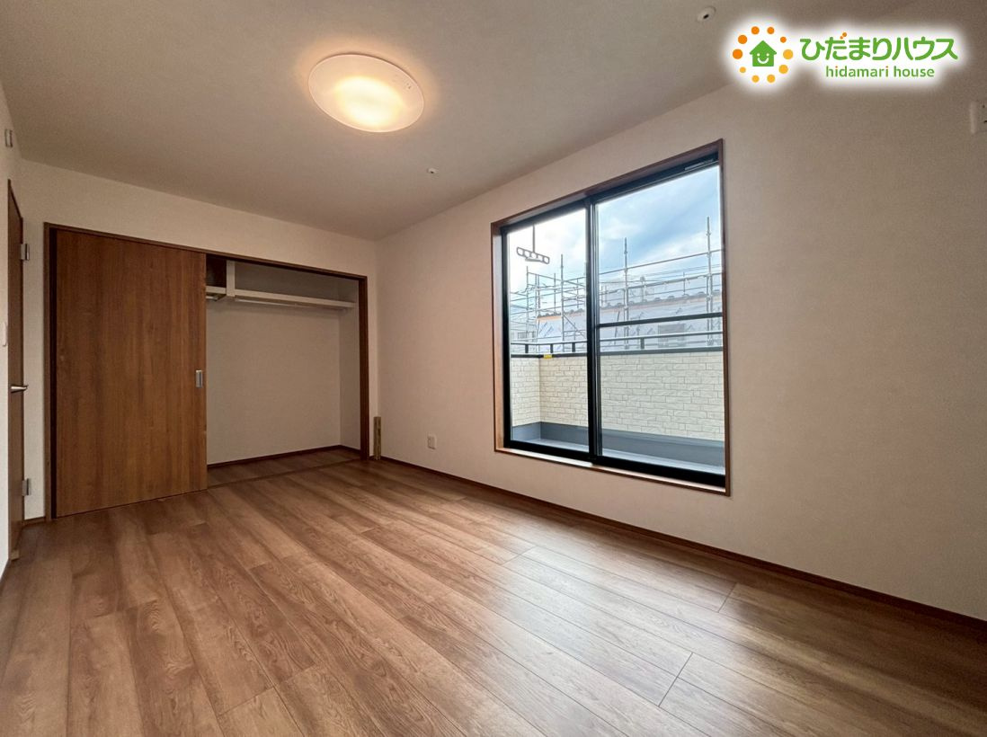 深谷市萱場　第10期　新築一戸建て　ワイウッドコート　02の寝室