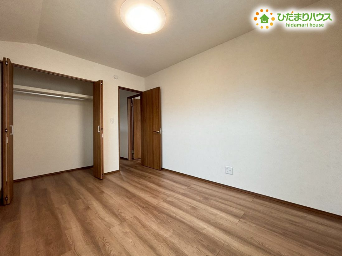 深谷市萱場　第10期　新築一戸建て　ワイウッドコート　02の子供部屋