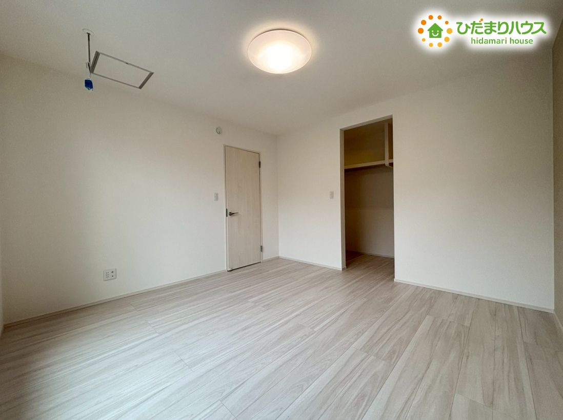 深谷市萱場　第10期　新築一戸建て　ワイウッドコート　01の寝室