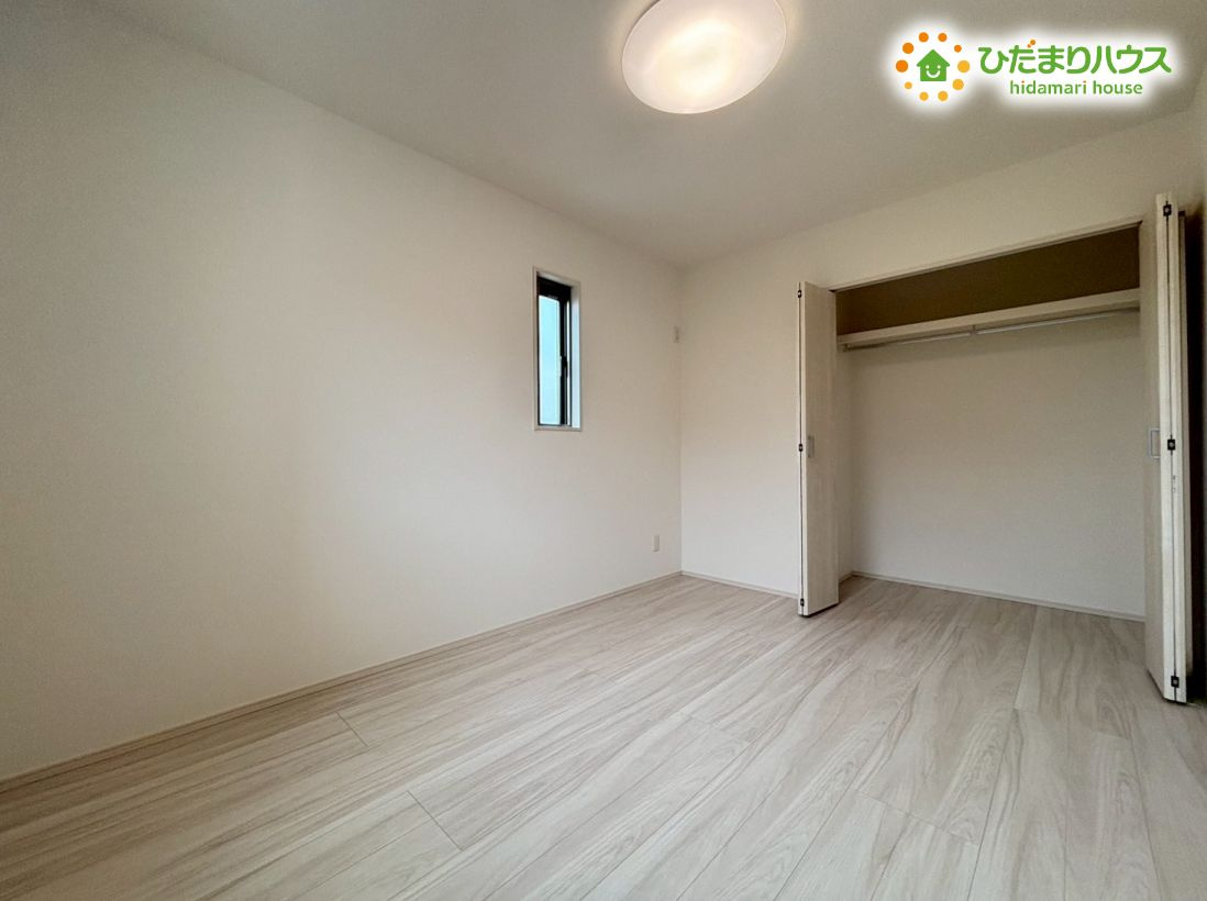深谷市萱場　第10期　新築一戸建て　ワイウッドコート　01の洋室
