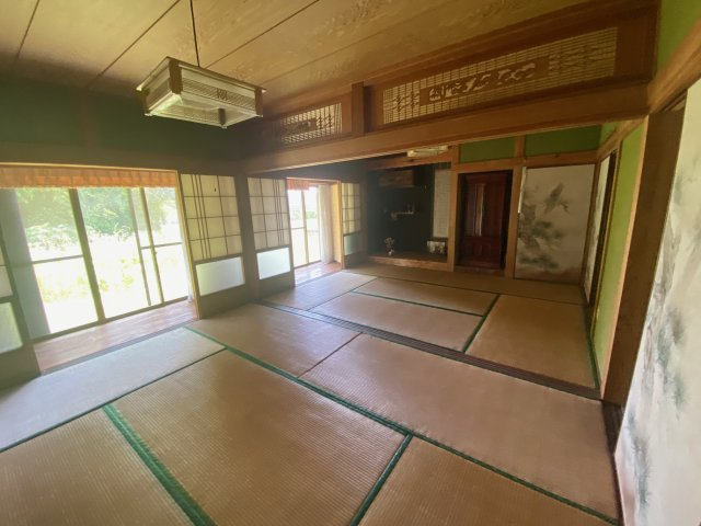 串間市天神　かんな保育園そば2階建の和室