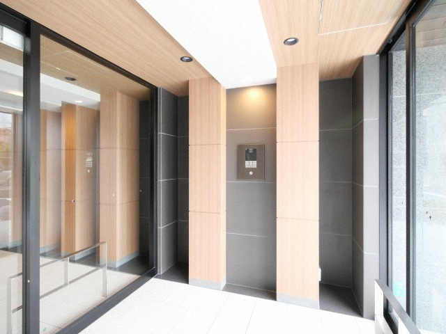 プレサンスブルーム東三国のセキュリティ