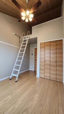 【居間・リビング】 | パインヒルズ曳舟 |  