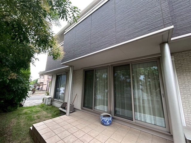 小山市　戸建の庭