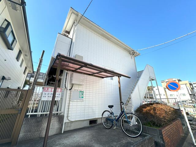 横浜市戸塚区矢部町のアパートの画像