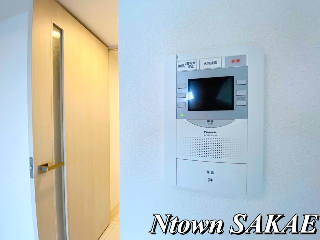 【セキュリティ】 | プレサンスSAKAEフロント | モニター付きインターフォンです