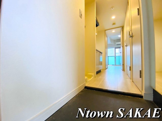 【玄関】 | プレサンスSAKAEフロント | 玄関です