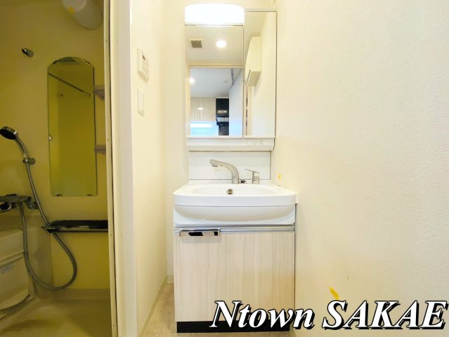 【独立洗面台】 | プレサンスSAKAEフロント | 独立洗面台で身支度をすべて済ませてしまいましょう