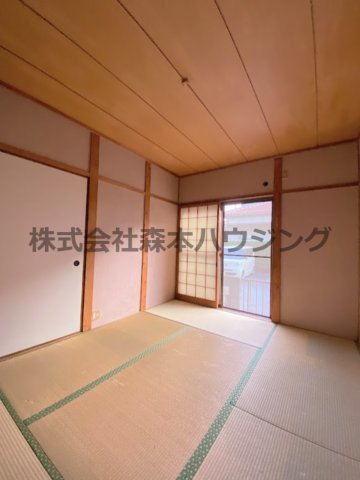【和室】 | 　ＳＫハイツ | 和室がひろがる居住スペース
1階