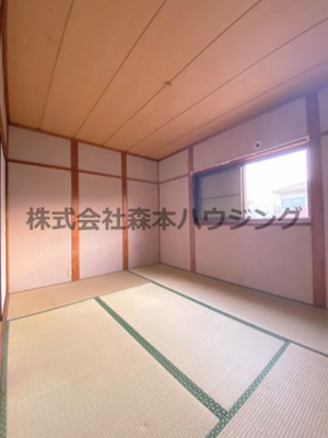 【和室】 | 　ＳＫハイツ | 明るい和室です
2階