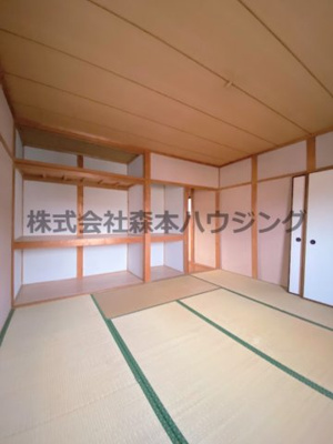 【和室】 | 　ＳＫハイツ | 和室がひろがる居住スペース
2階