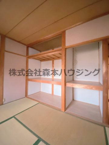 【収納】 | 　ＳＫハイツ | 大きなスペースがあり、収納には困りません
2階