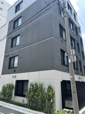 ウェルスクエア森下の外観