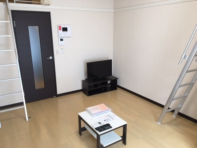 レオネクストスマイルシダーの居間・リビング|使いやすい居間です