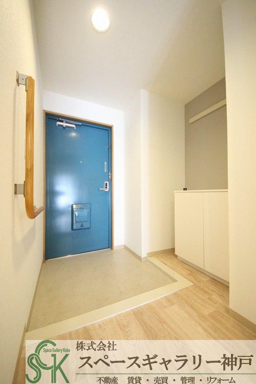 兵庫駅北シティコートの玄関|※お部屋により仕様が異なる場合があります。
