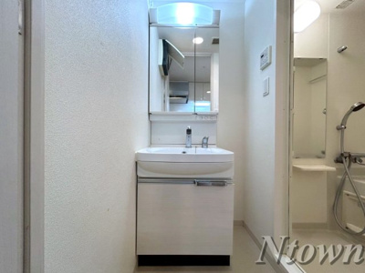 【独立洗面台】 | プレサンスジェネ鶴舞 | 独立洗面台で身支度をすべて済ませてしまいましょう