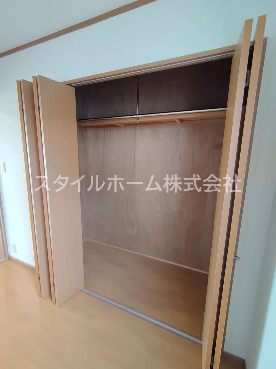 桜リバーサイドの収納|別部屋写真です。