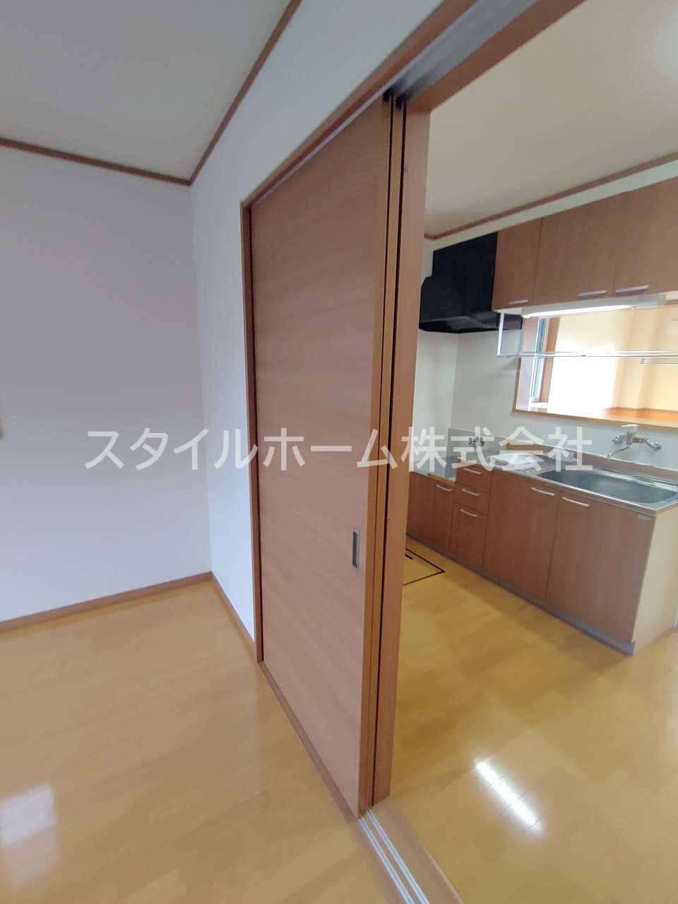 桜リバーサイドの内装|別部屋写真です。