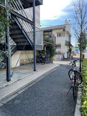 【その他共用部分】 | ラウンジ石神井台 | 不在時にも大活躍の宅配ボックス完備(^^)/