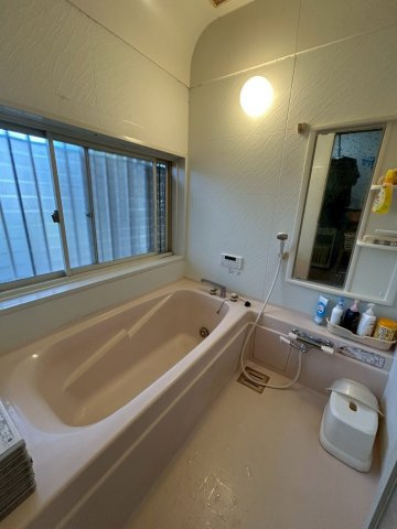 茂原市本小轡　中古戸建の浴室
