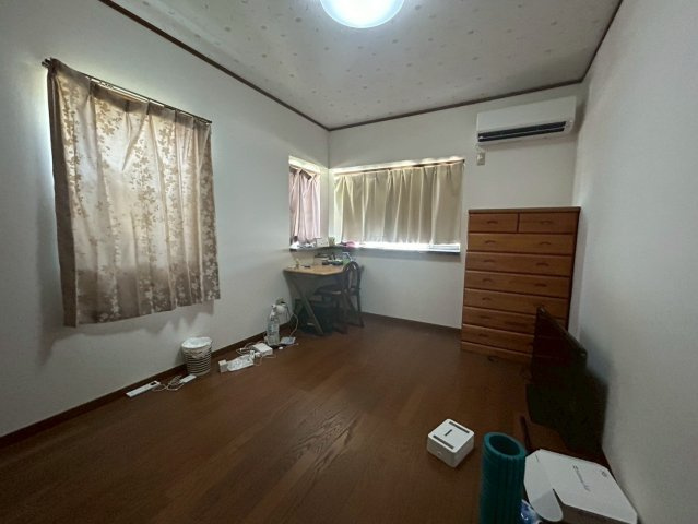 茂原市本小轡　中古戸建の洋室