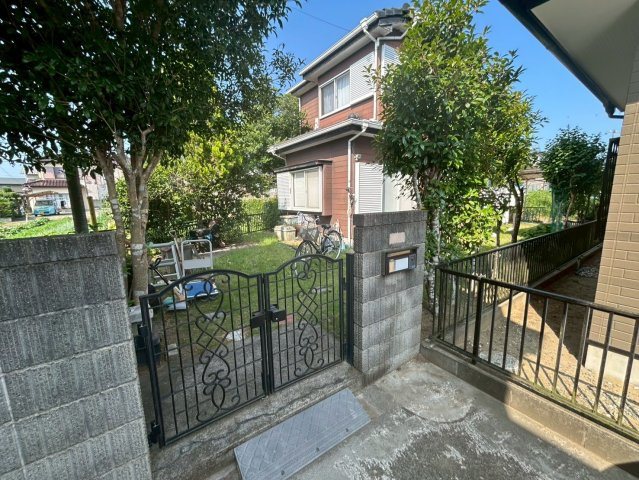 茂原市本小轡　中古戸建の外観