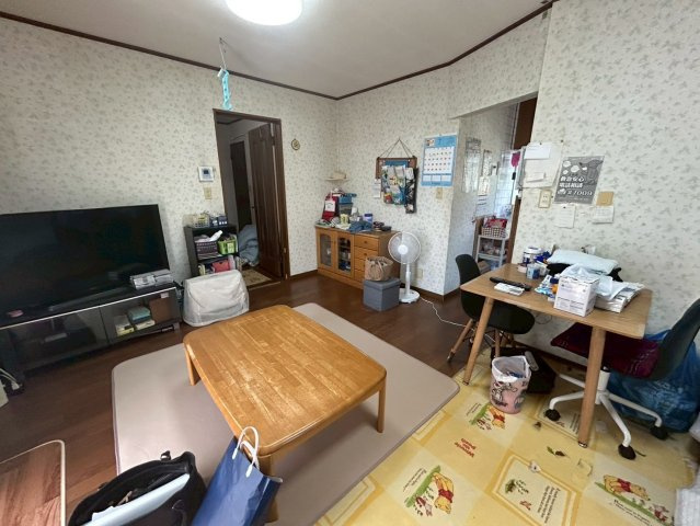 茂原市本小轡　中古戸建の居間・リビング