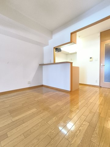 ビー・ワイ・マンションけやき通りの居間・リビング