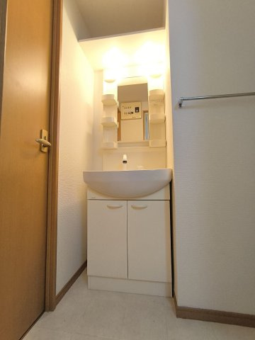 ビー・ワイ・マンションけやき通りの洗面所