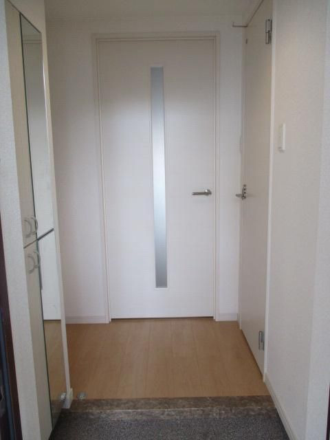 プルメリア高砂の玄関